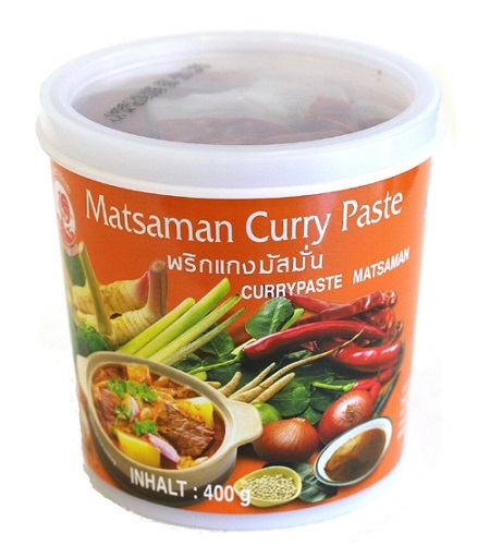 Massaman curry paste Cock brand 400 g.